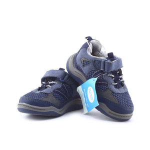 Wide Feet - sundaybazar