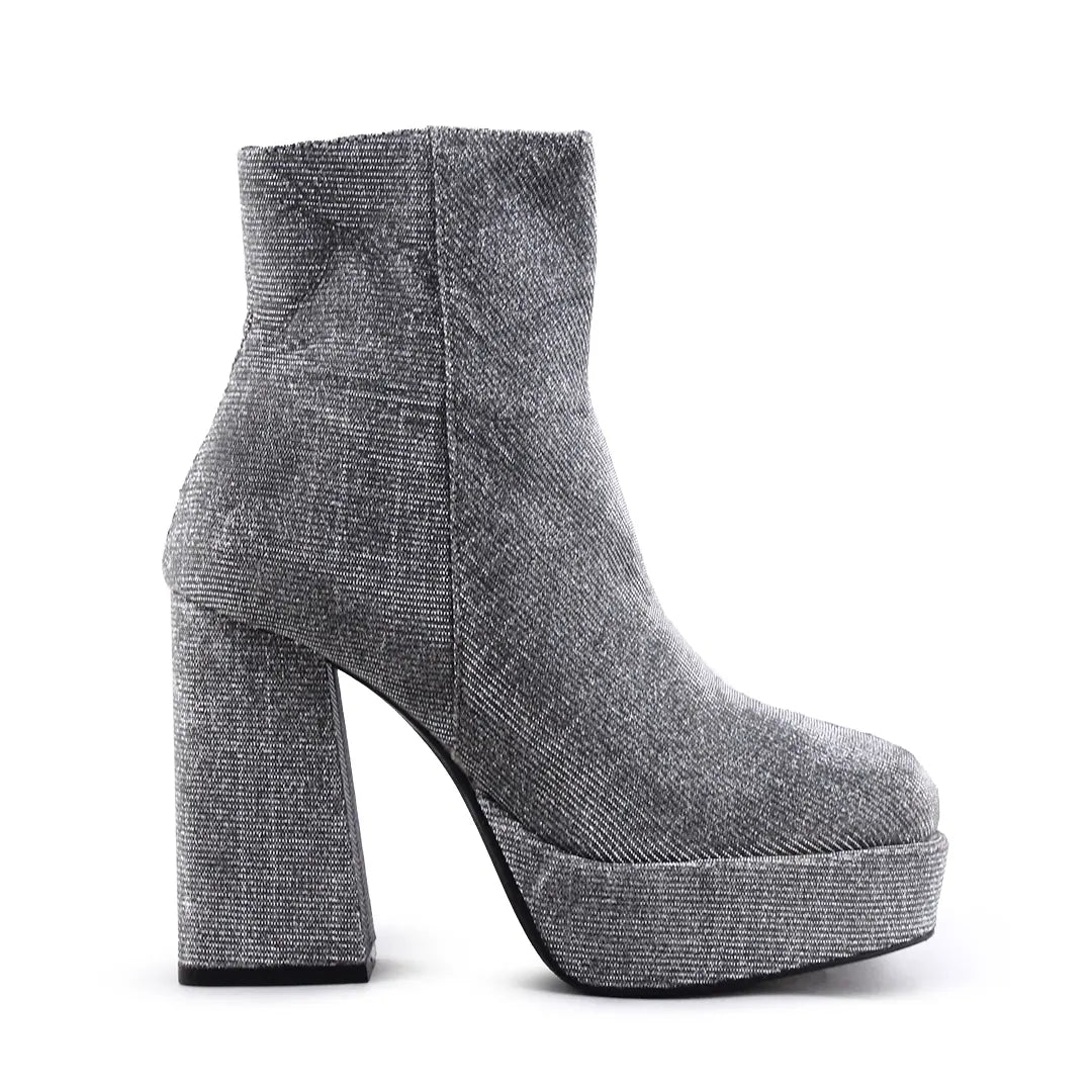 Pull & Bear Zipper Ankle Boot