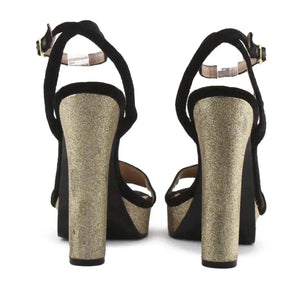 Betsey Johnson - sundaybazar