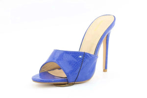 Pretty Little Thing - sundaybazar