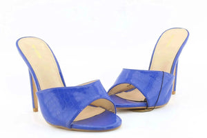 Pretty Little Thing - sundaybazar