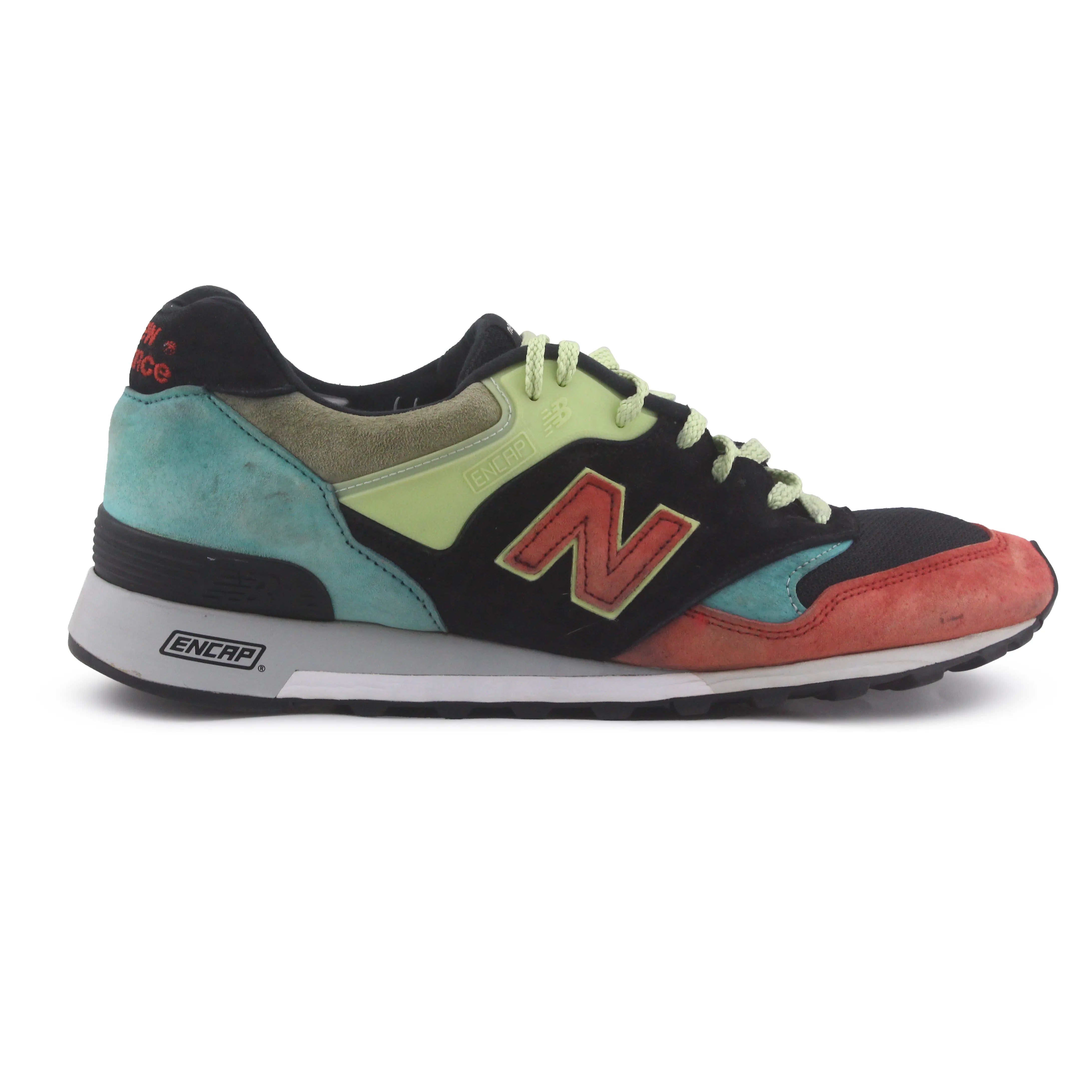 New Balance 577