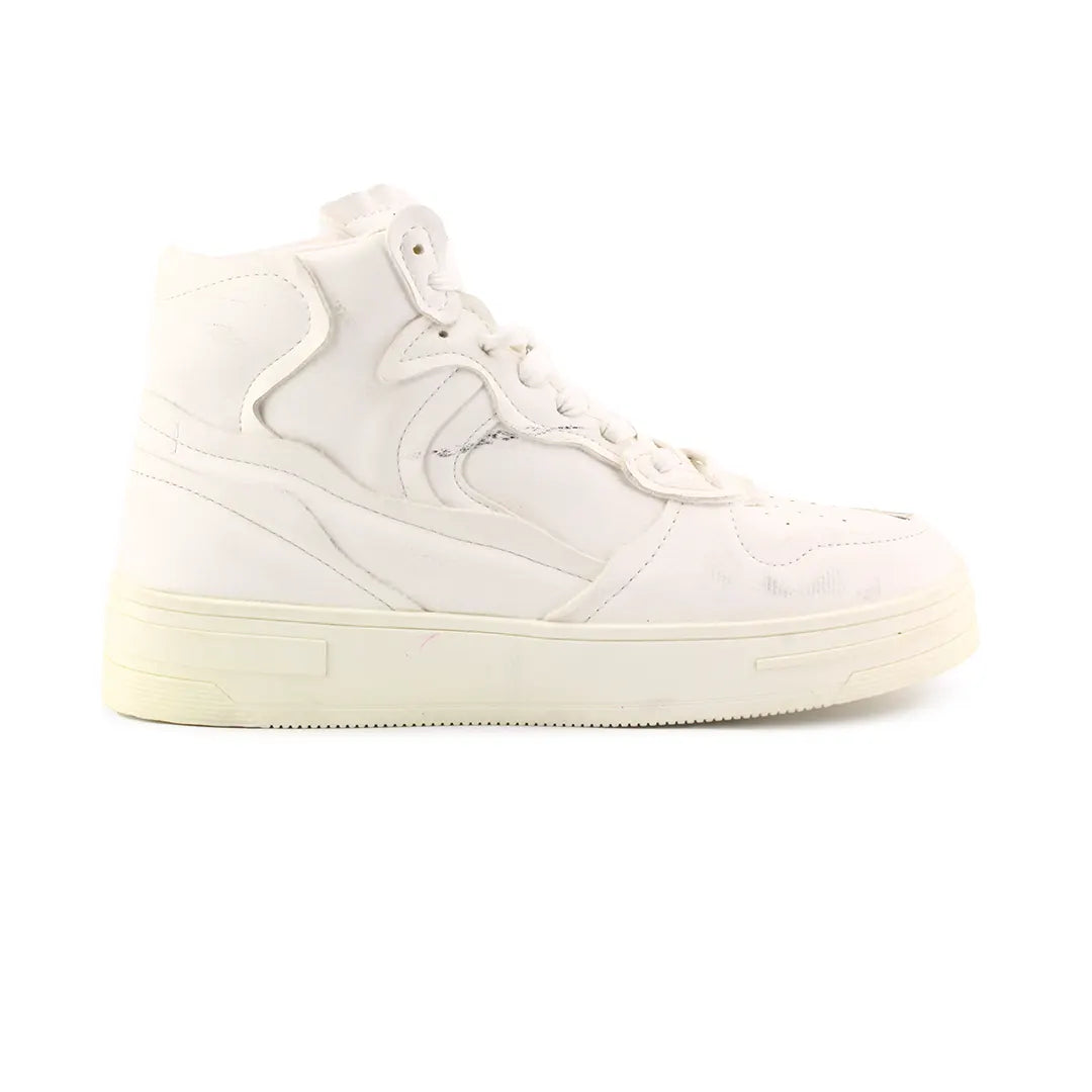 Bershka High Top Lace Up Shoes