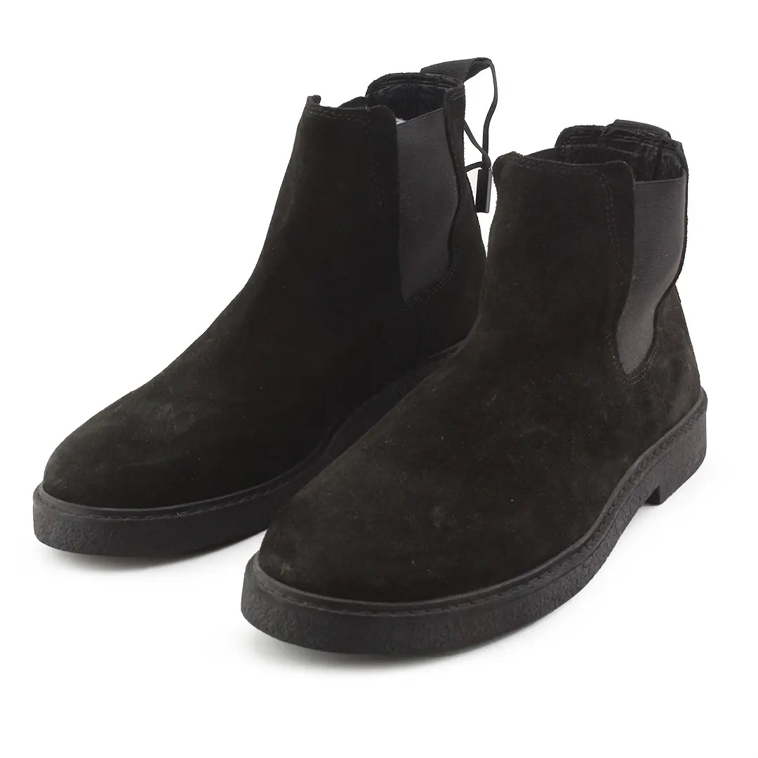 Pull & Bear Suede Chelsea Ankle Boot