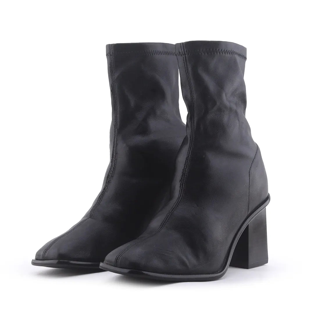 Pull & Bear | 100% Authentic Leather