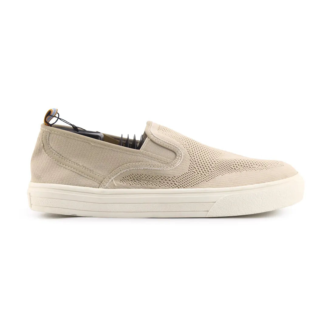 Zara Knitted Laceless Shoes