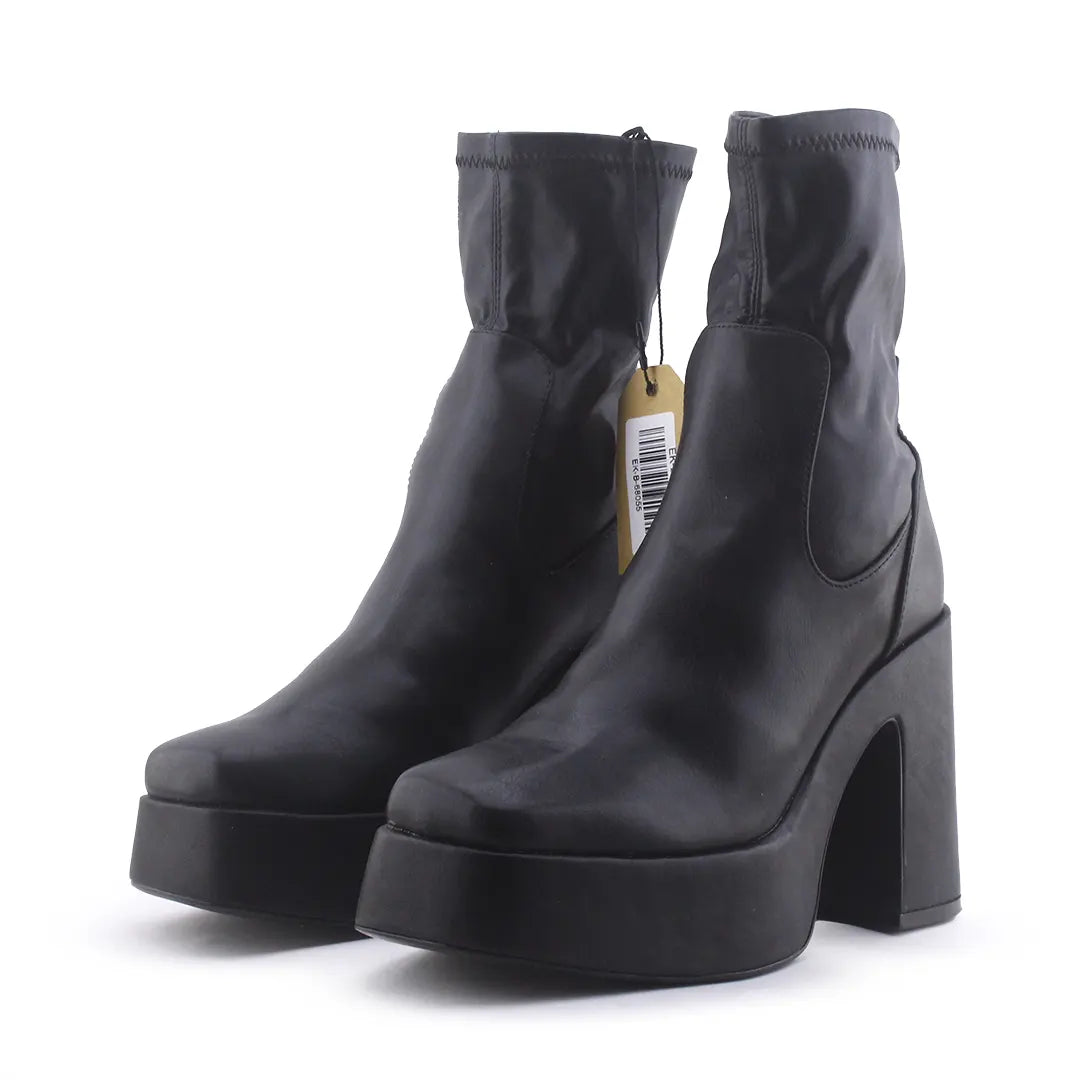 Pull & Bear | 100% Authentic Leather