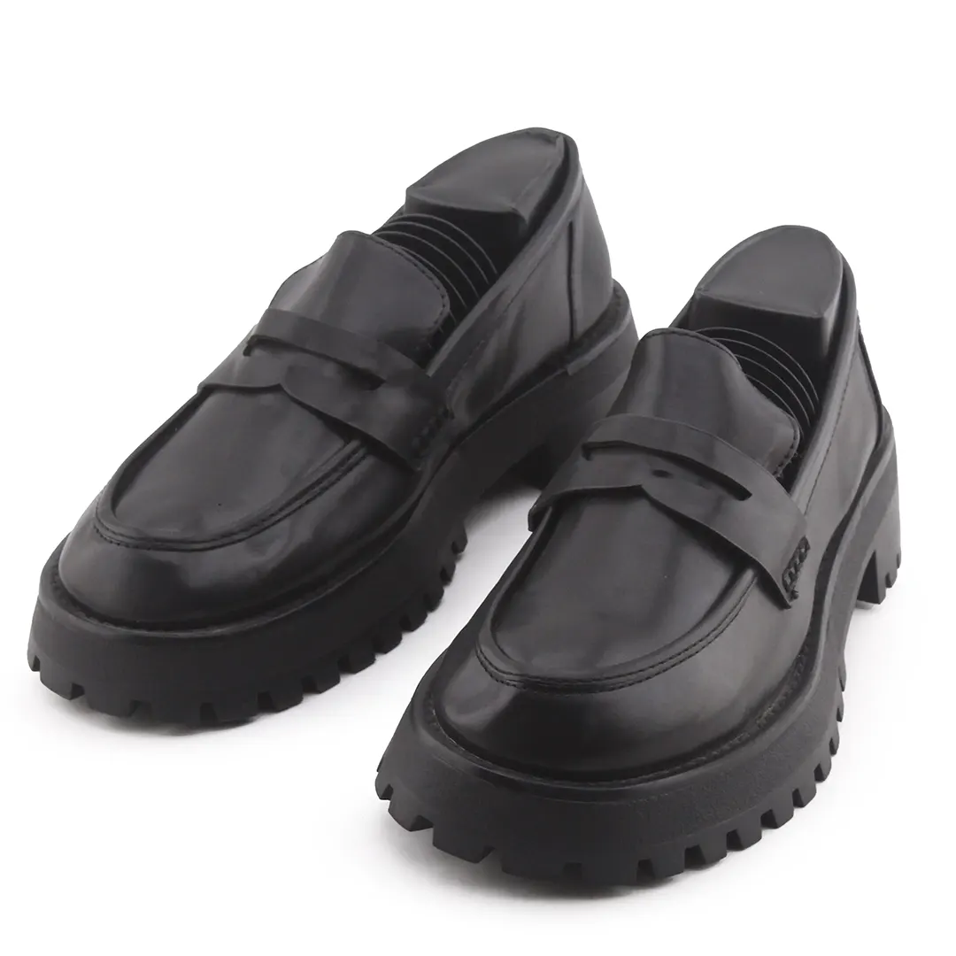Stradivarius Chunky loafers