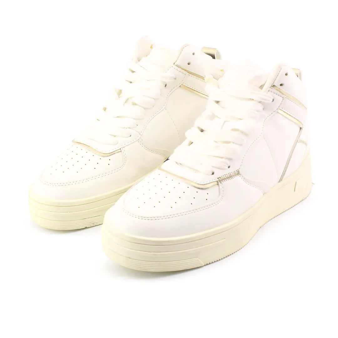 Bershka High Top Lace Up Shoes