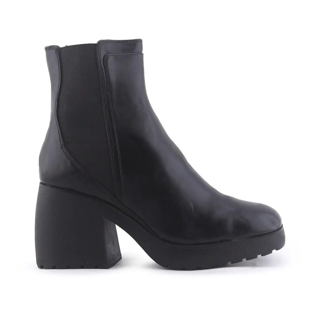 Bershka Stretchable Ankle Boot | 100% Authentic Leather