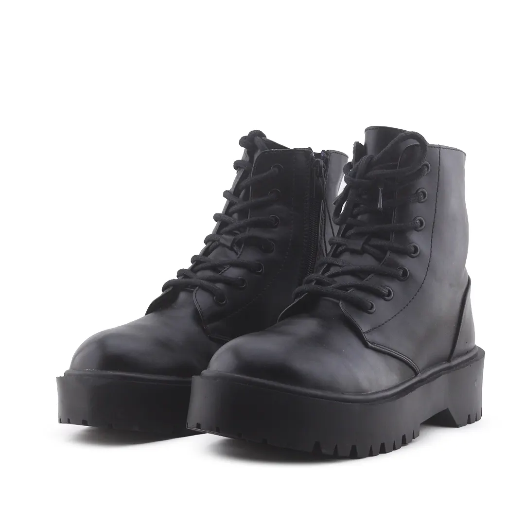 Pull & Bear Zipper Combat Ankle Boot | 100% Authentic Leather