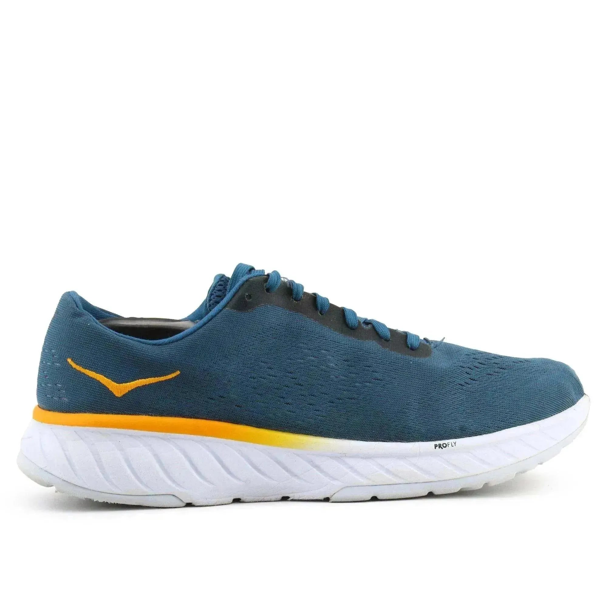 Hoka One One Cavu 2 - sundaybazar