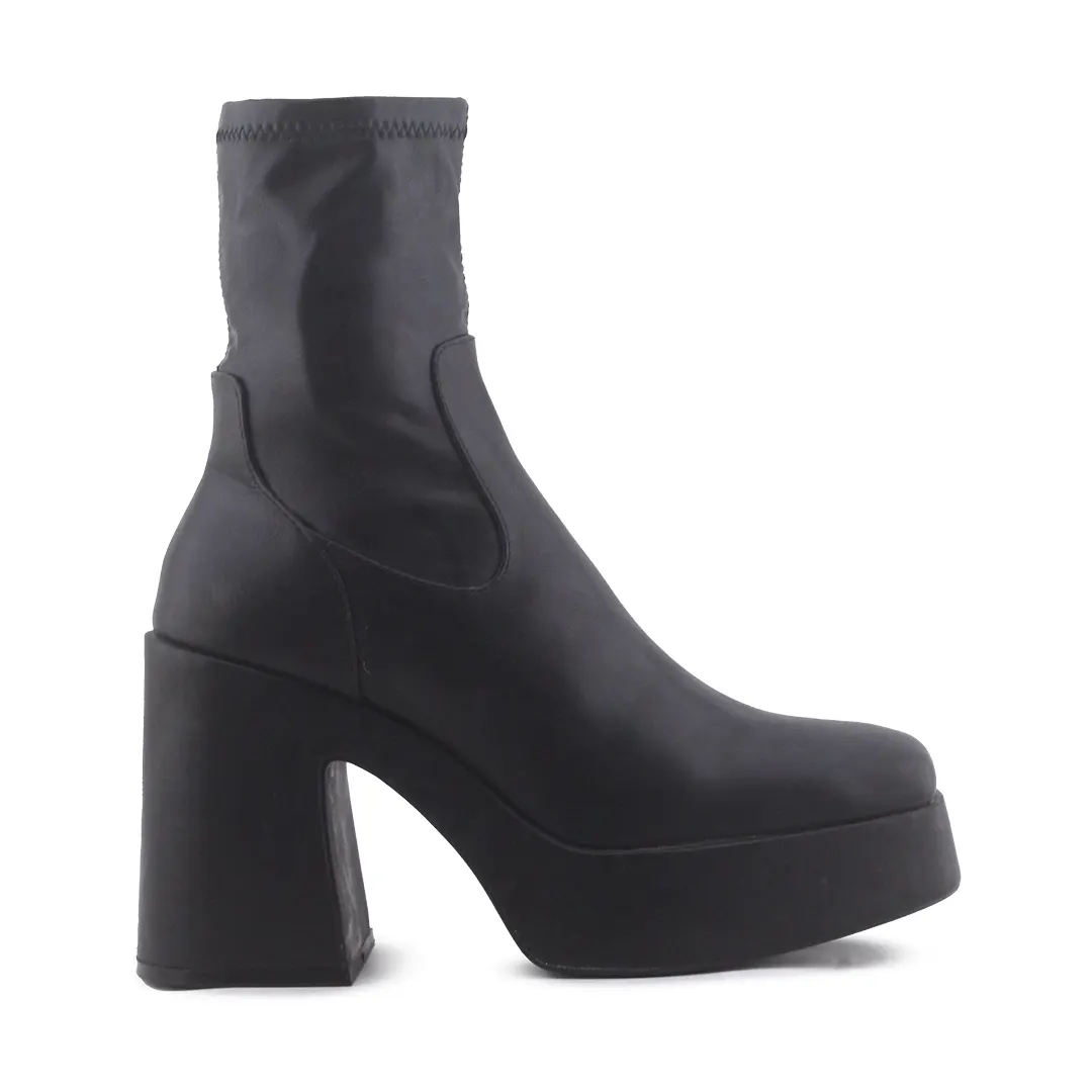 Pull & Bear | 100% Authentic Leather