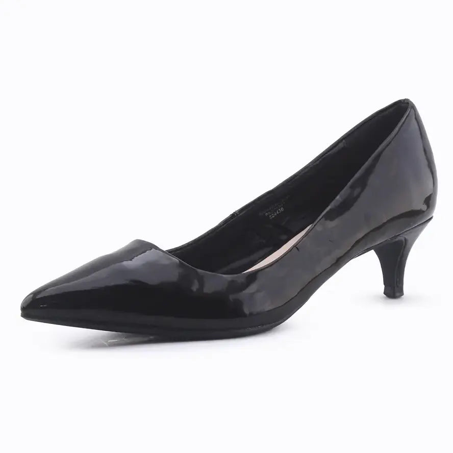 F & F