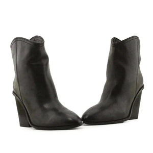 Zara Wedge Boots | 100% Authentic Leather - sundaybazar
