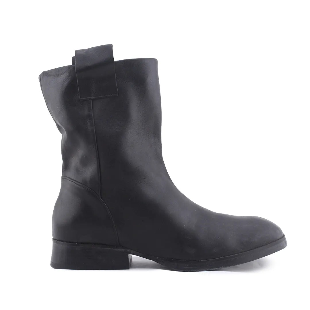 Zara | 100% Authentic Leather