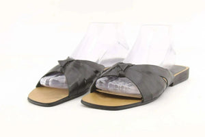 Gloria Vanderbilt - sundaybazar