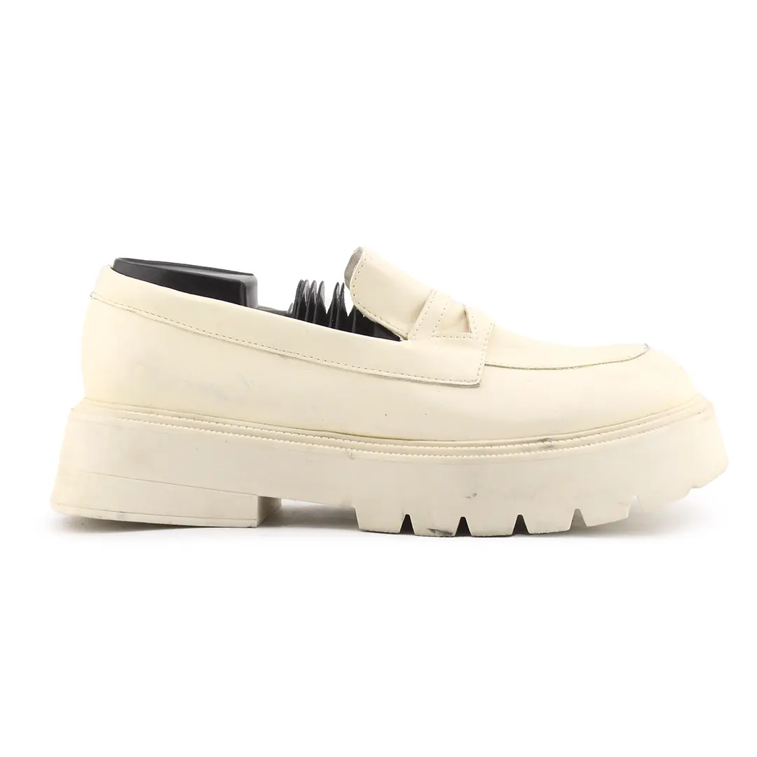 Bershka Penny Strap Platform Loafer