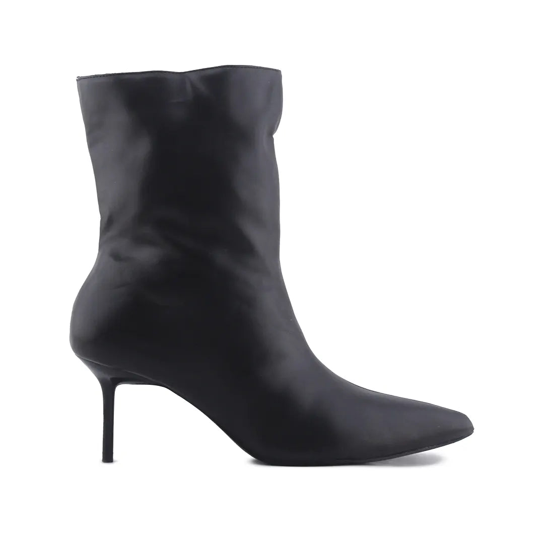 Zara | 100% Authentic Leather