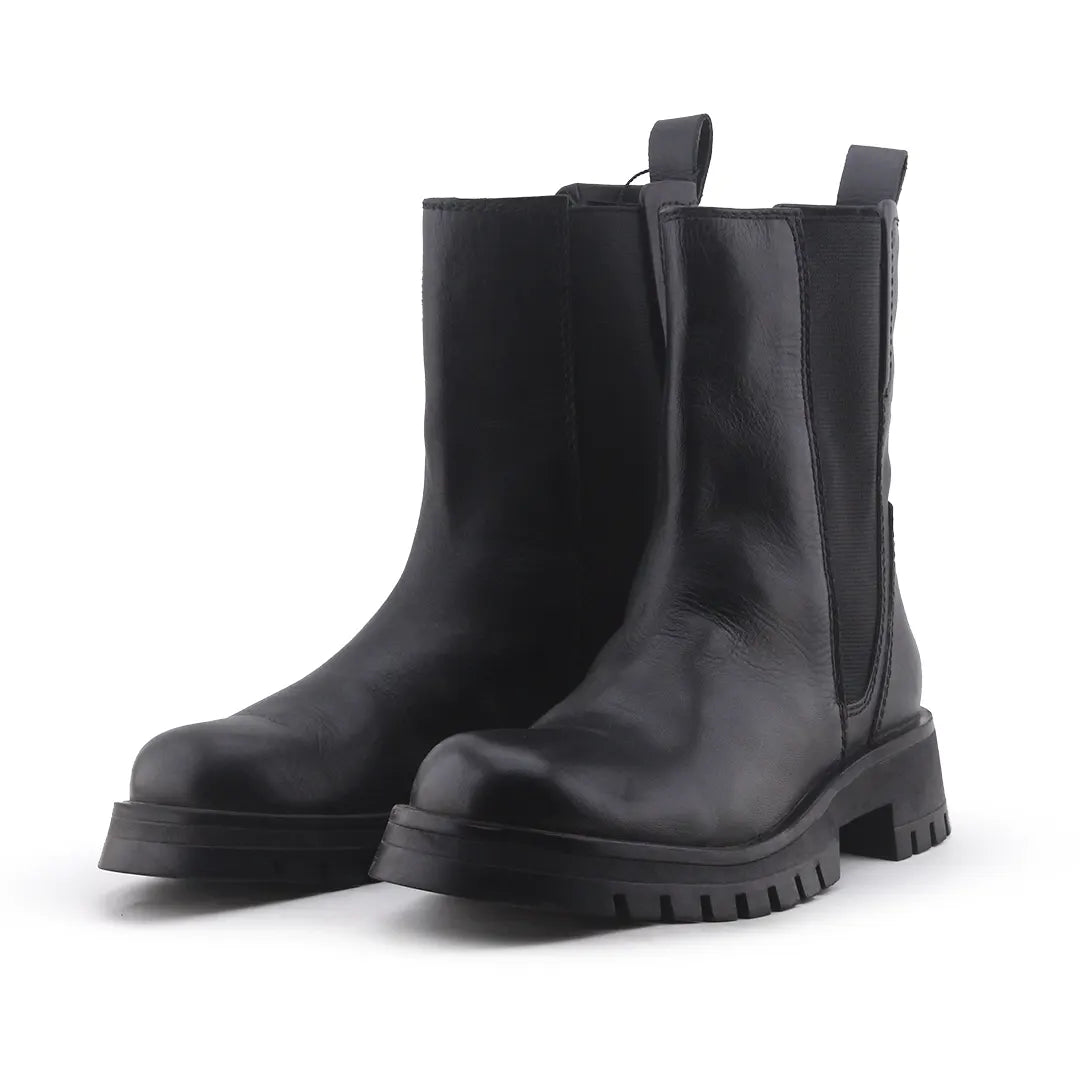 Zara Stretchable Chelsea Ankle Boots (100% Authentic Leather)