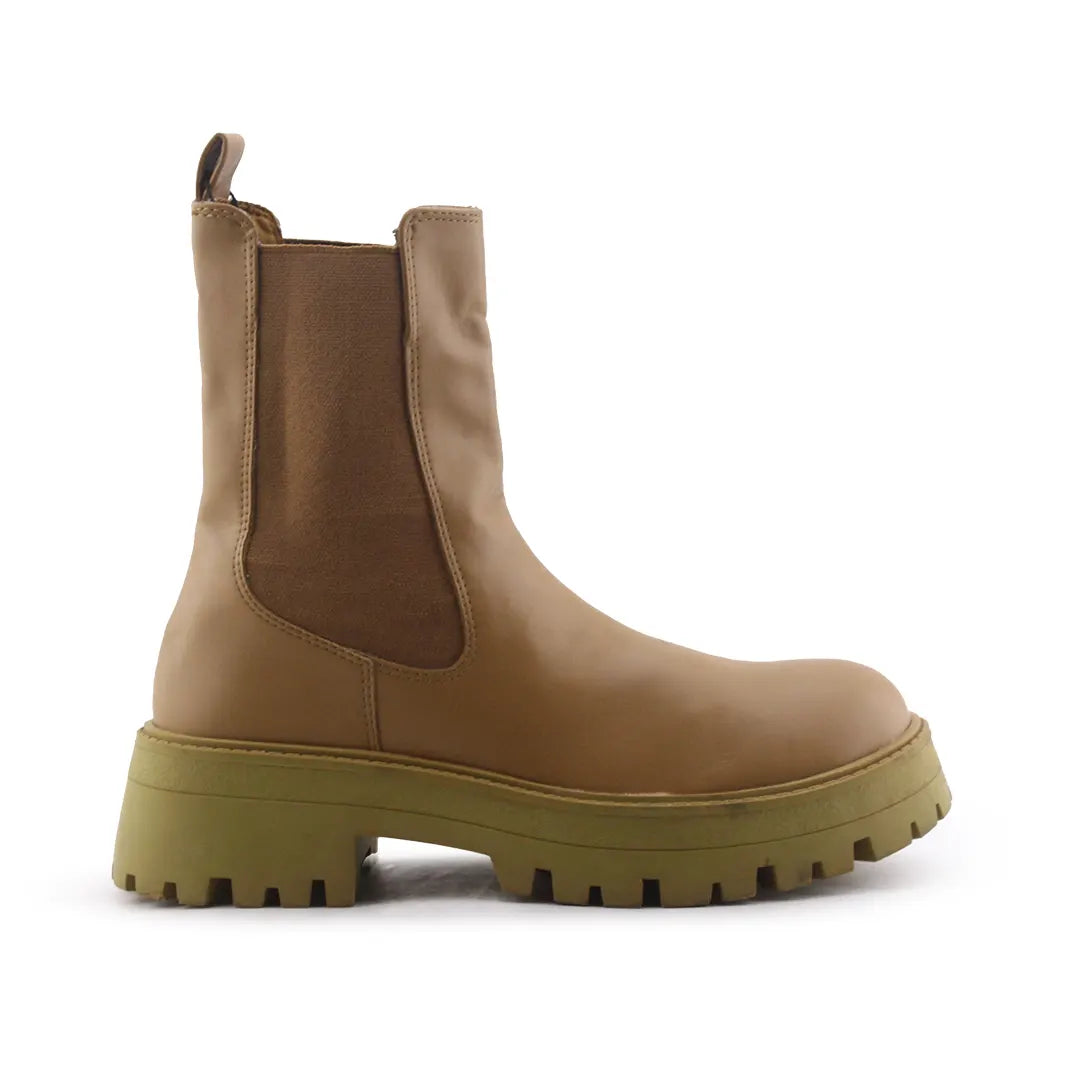 Pull & Bear Stretchable Chelsea Ankle Boots (100% Authentic Leather)