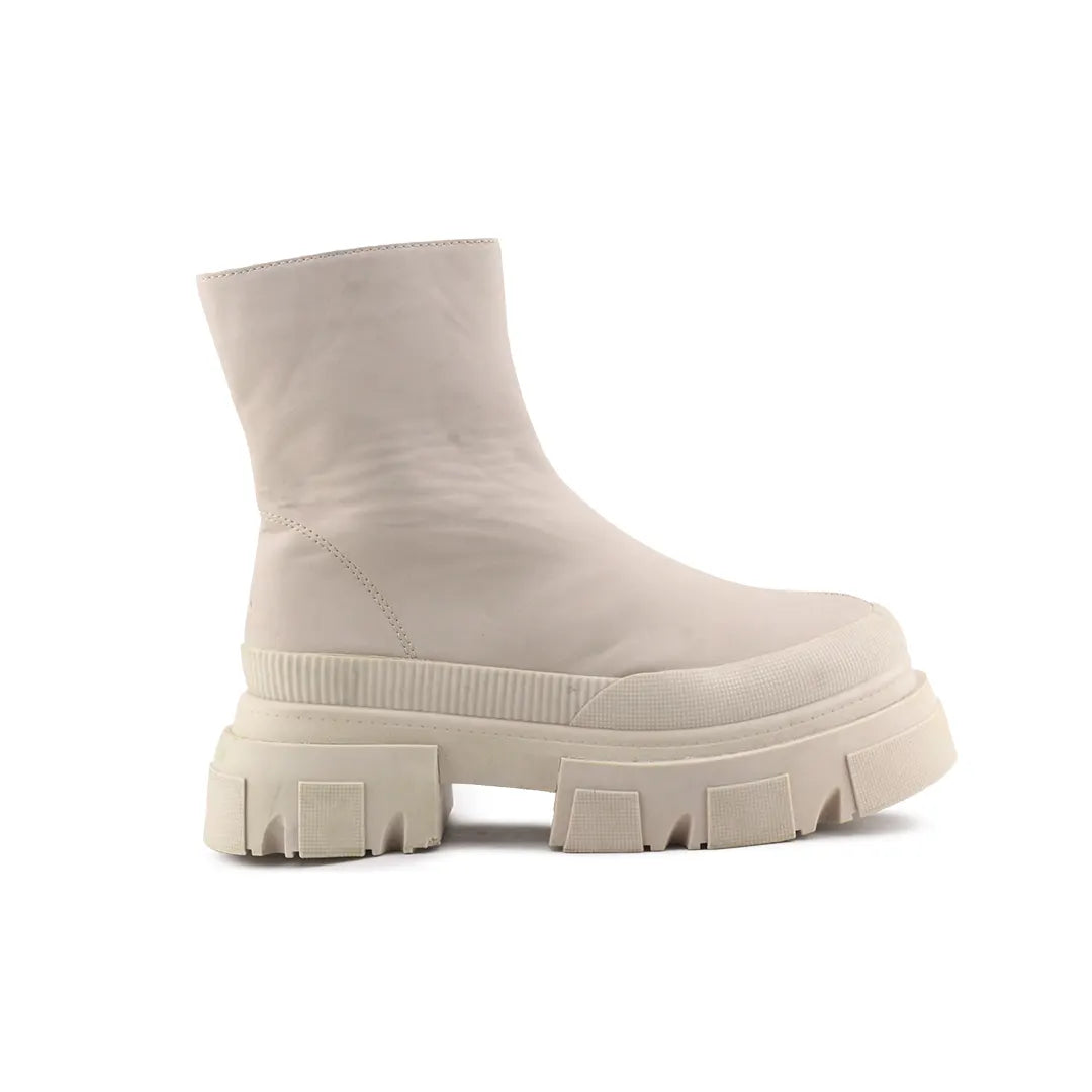 Bershka Zipper Combat Ankle Boots (100% Authentic Leather)