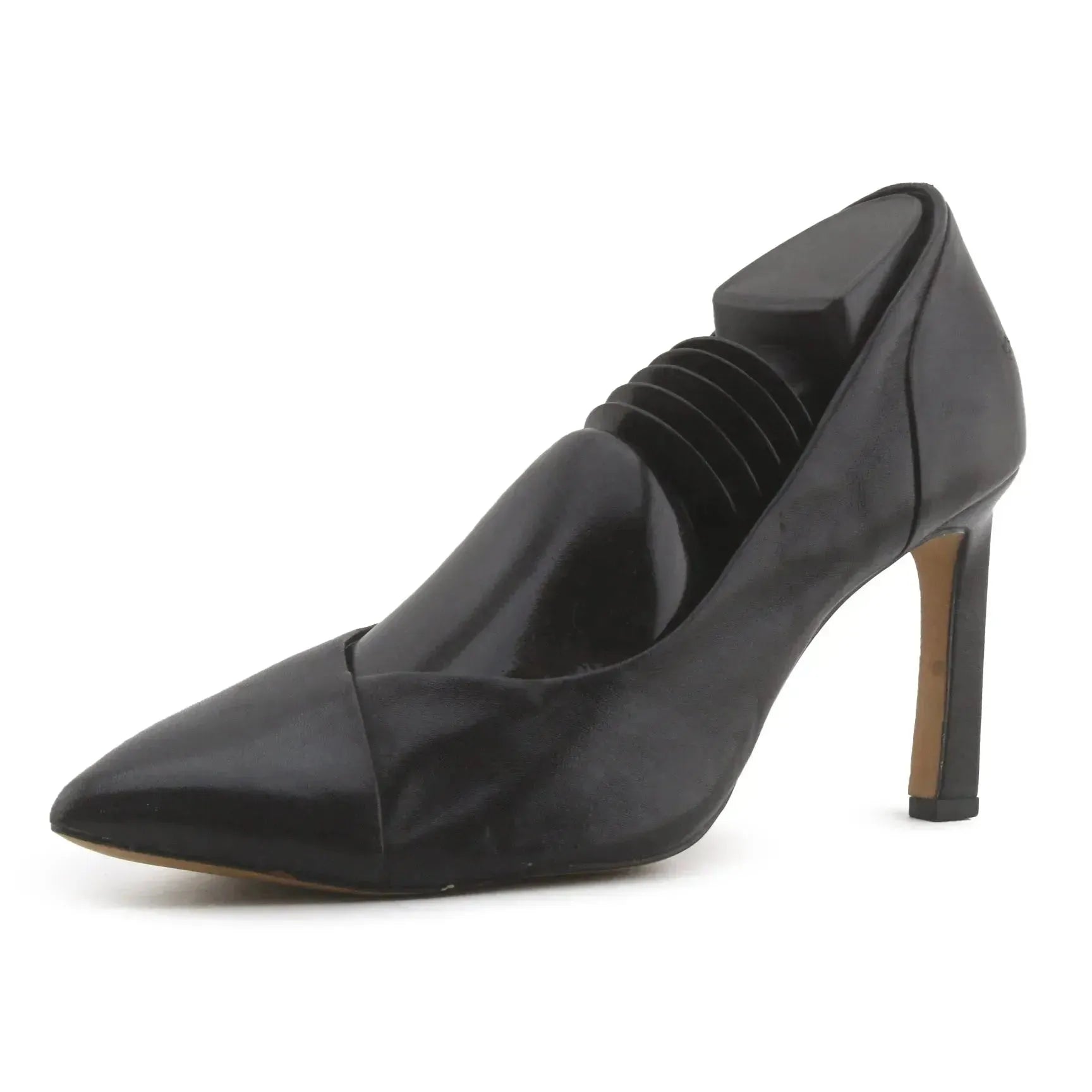 Vince Camuto