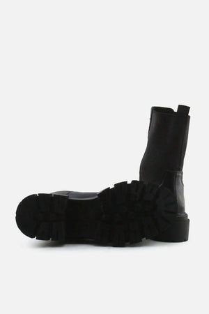 Stradivarius Stretchable Chelsea Ankle Boots | 100% Authentic Leather - sundaybazar