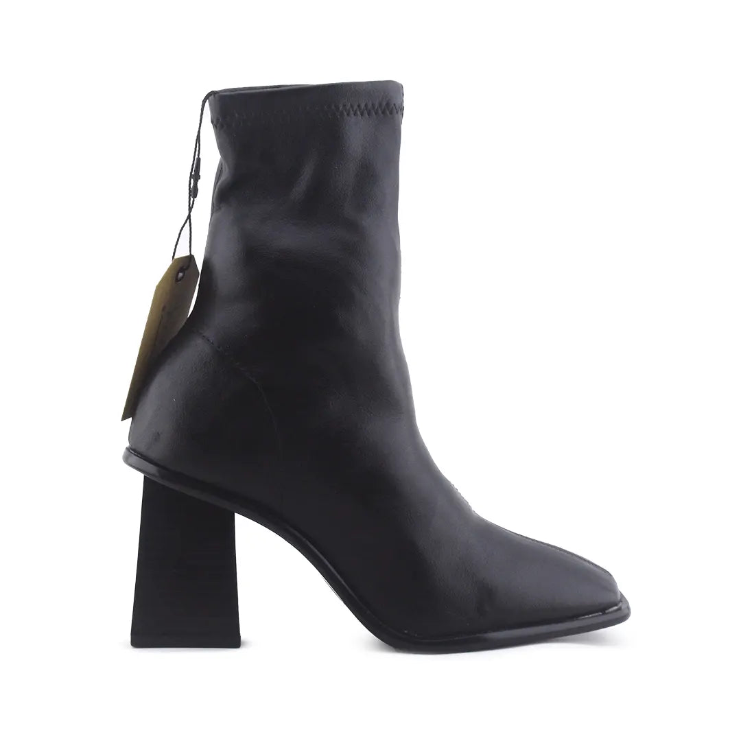 Pull & Bear | 100% Authentic Leather