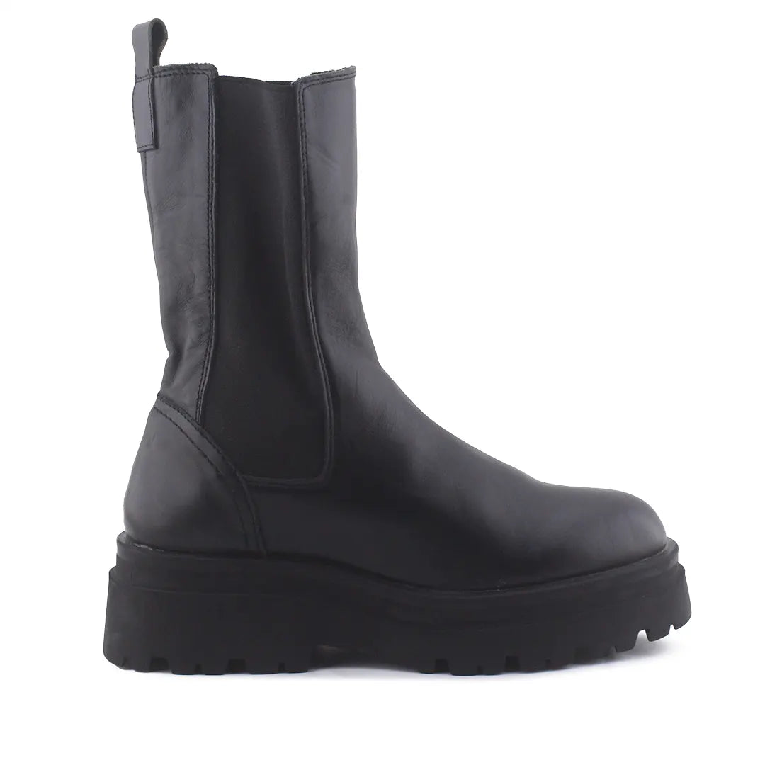 Stradivarius Stretchable Chelsea Ankle Boots (100% Authentic Leather)