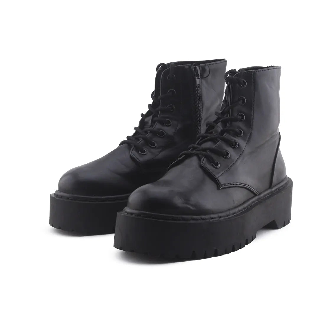 Pull & Bear Zipper Lace Up Combat Ankle Boots (100% Authentic Leather)