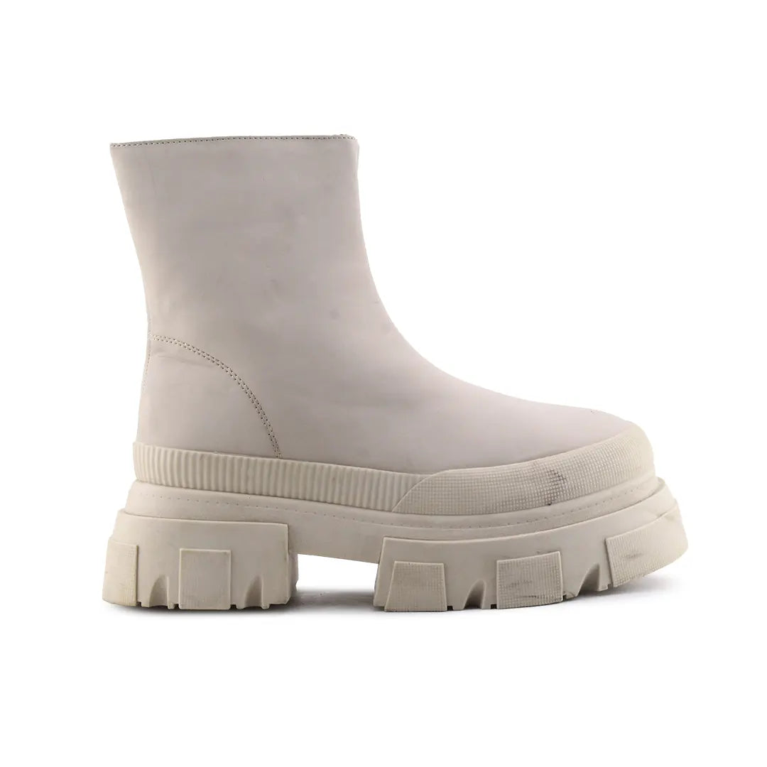 Bershka Zipper Platform Combat Ankle Boots (100% Authentic Leather)