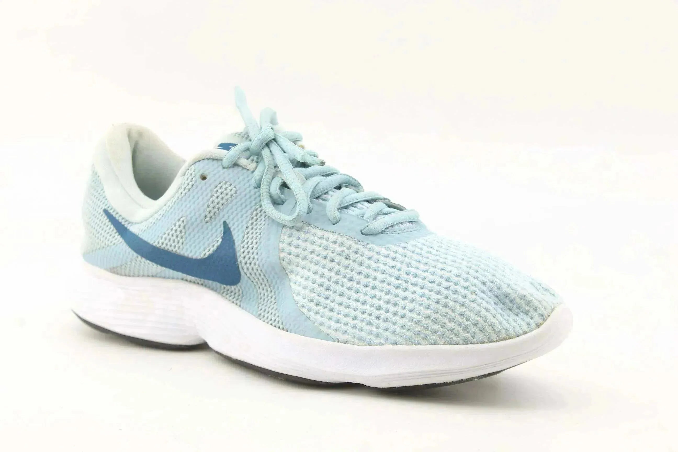 Nike Revolution - sundaybazar