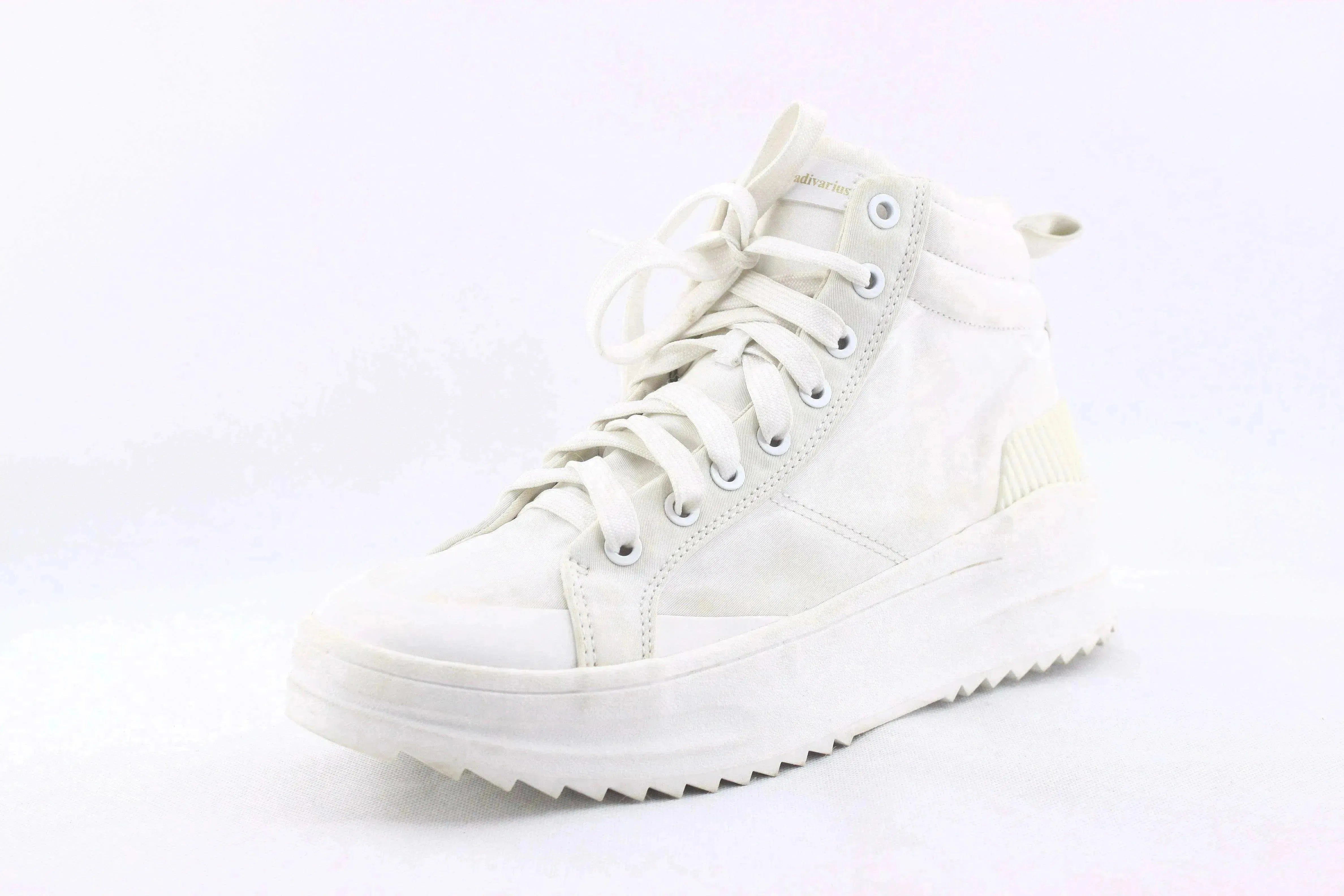 Stradivarius - sundaybazar