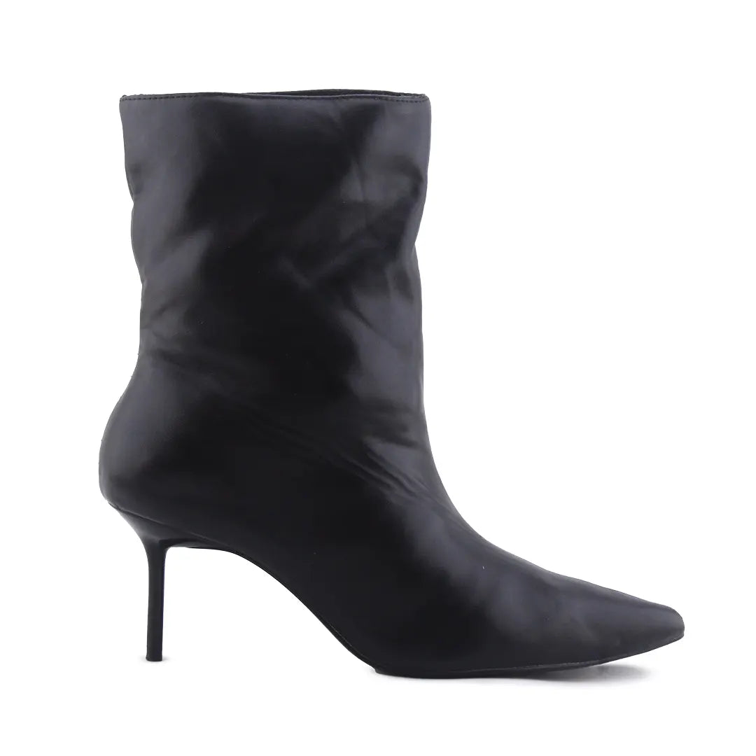 Zara | 100% Authentic Leather