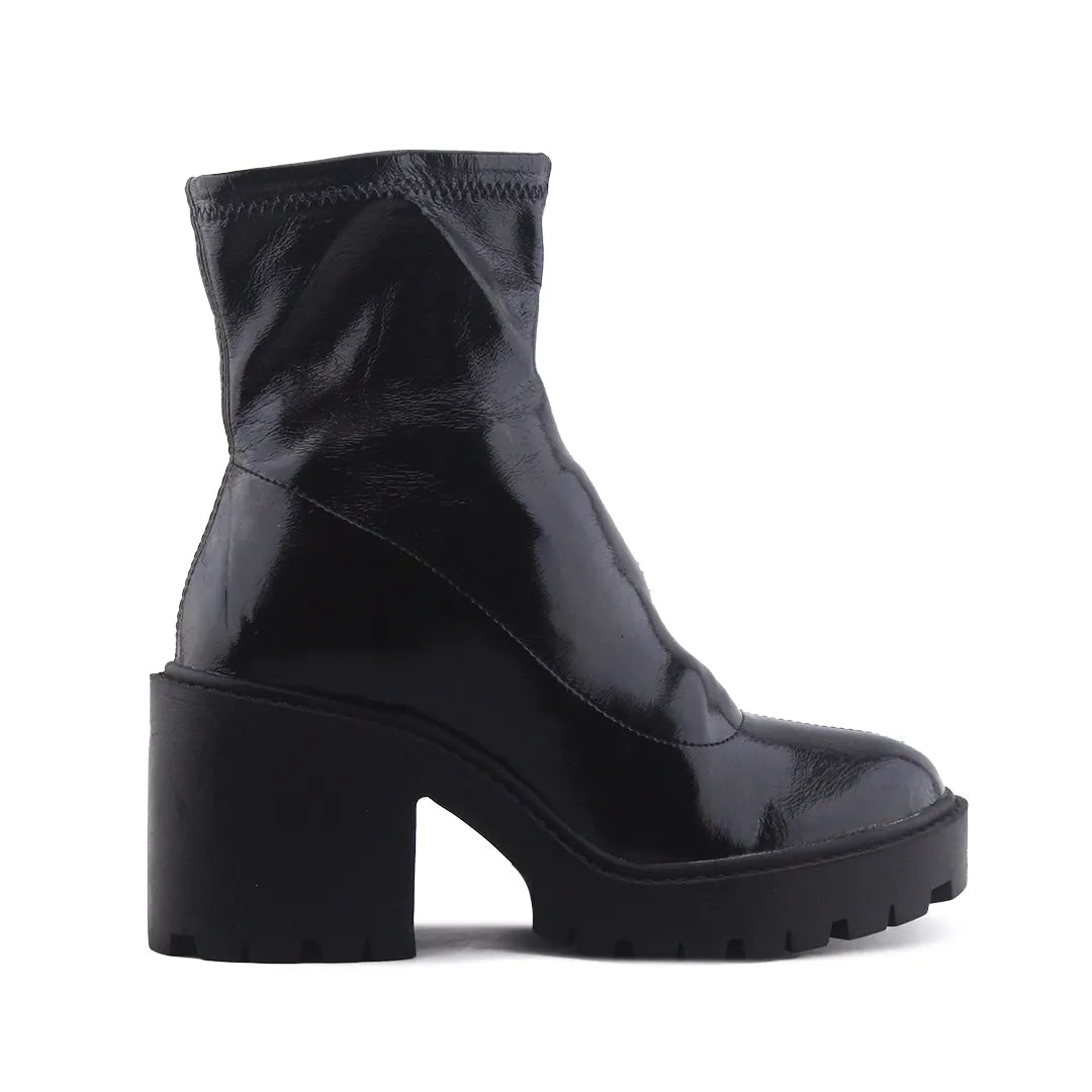 Stradivarius Zipper Patent Ankle Boot