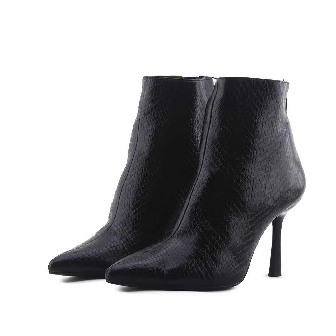 Stradivarius Zipper Ankle Boot | 100% Authentic Leather