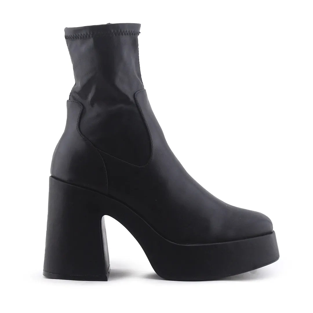 Pull & Bear | 100% Authentic Leather