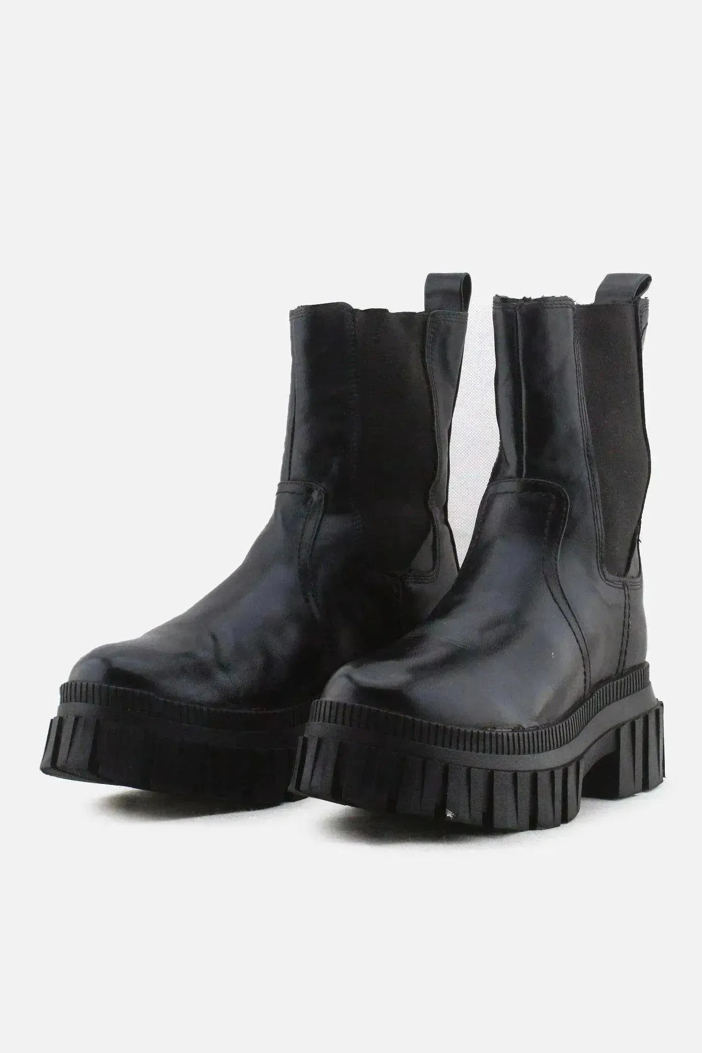 Stradivarius Stretchable Ankle Boots | 100% Authentic Leather - sundaybazar