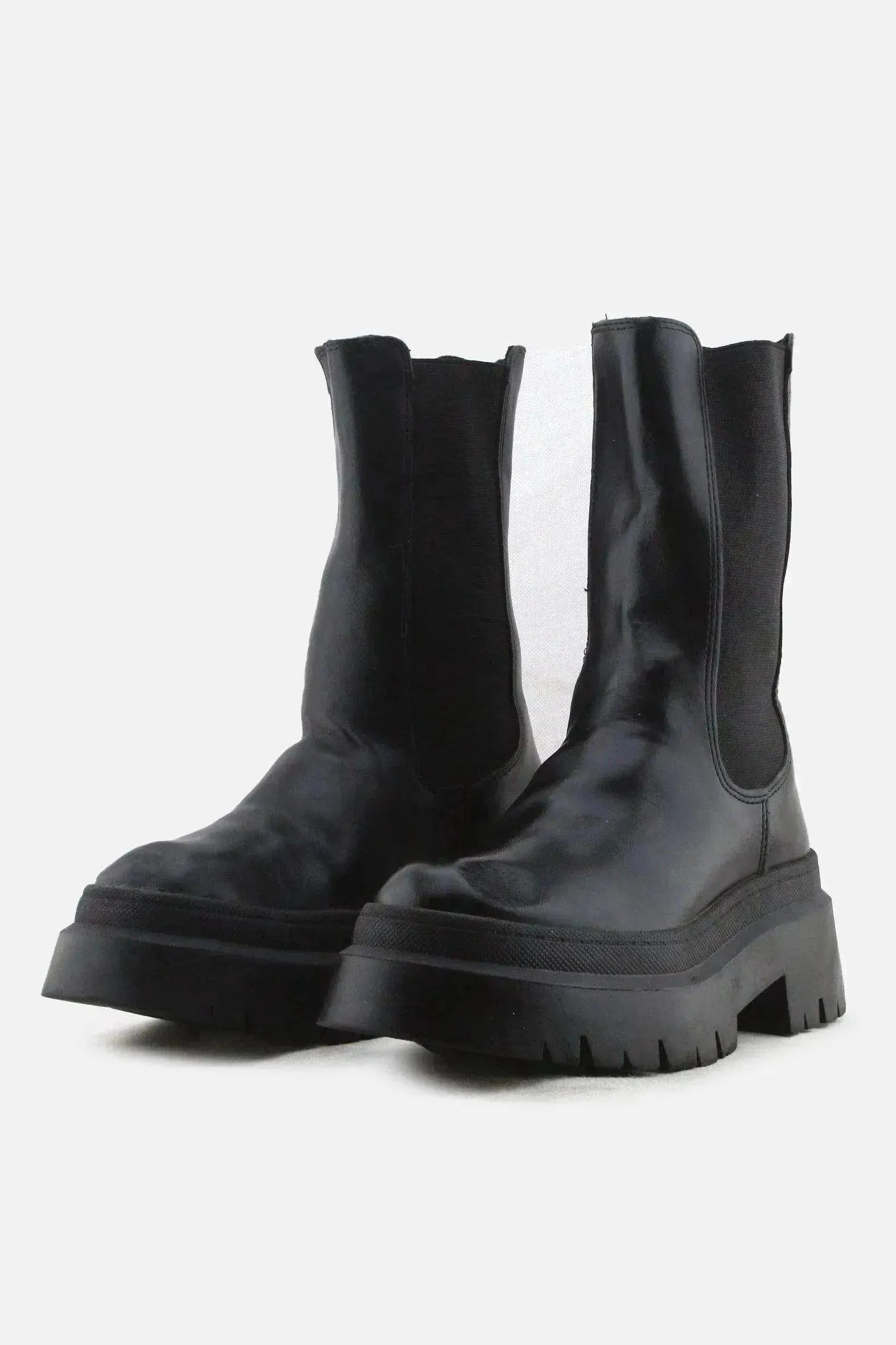 Pull & Bear Stretchable Ankle Boots | 100% Authentic Leather - sundaybazar