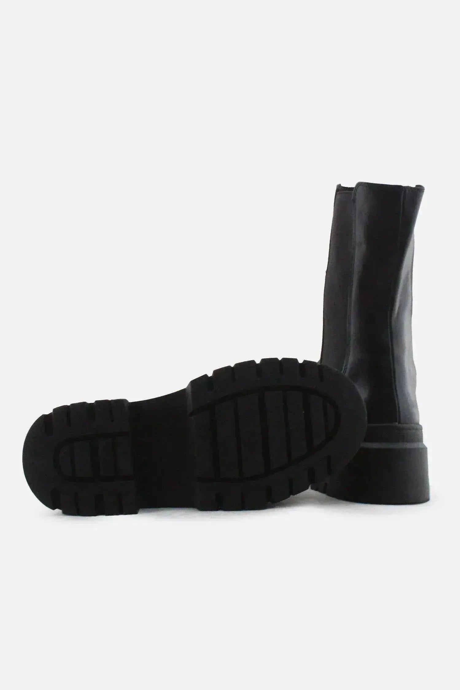 Pull & Bear Stretchable Ankle Boots | 100% Authentic Leather - sundaybazar