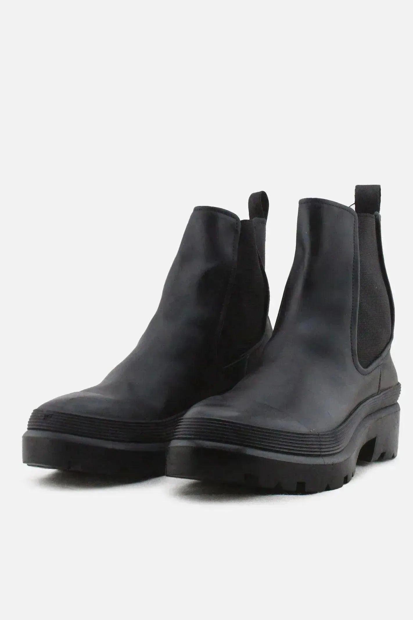 Pull & Bear Stretchable Ankle Boots | 100% Authentic Leather - sundaybazar