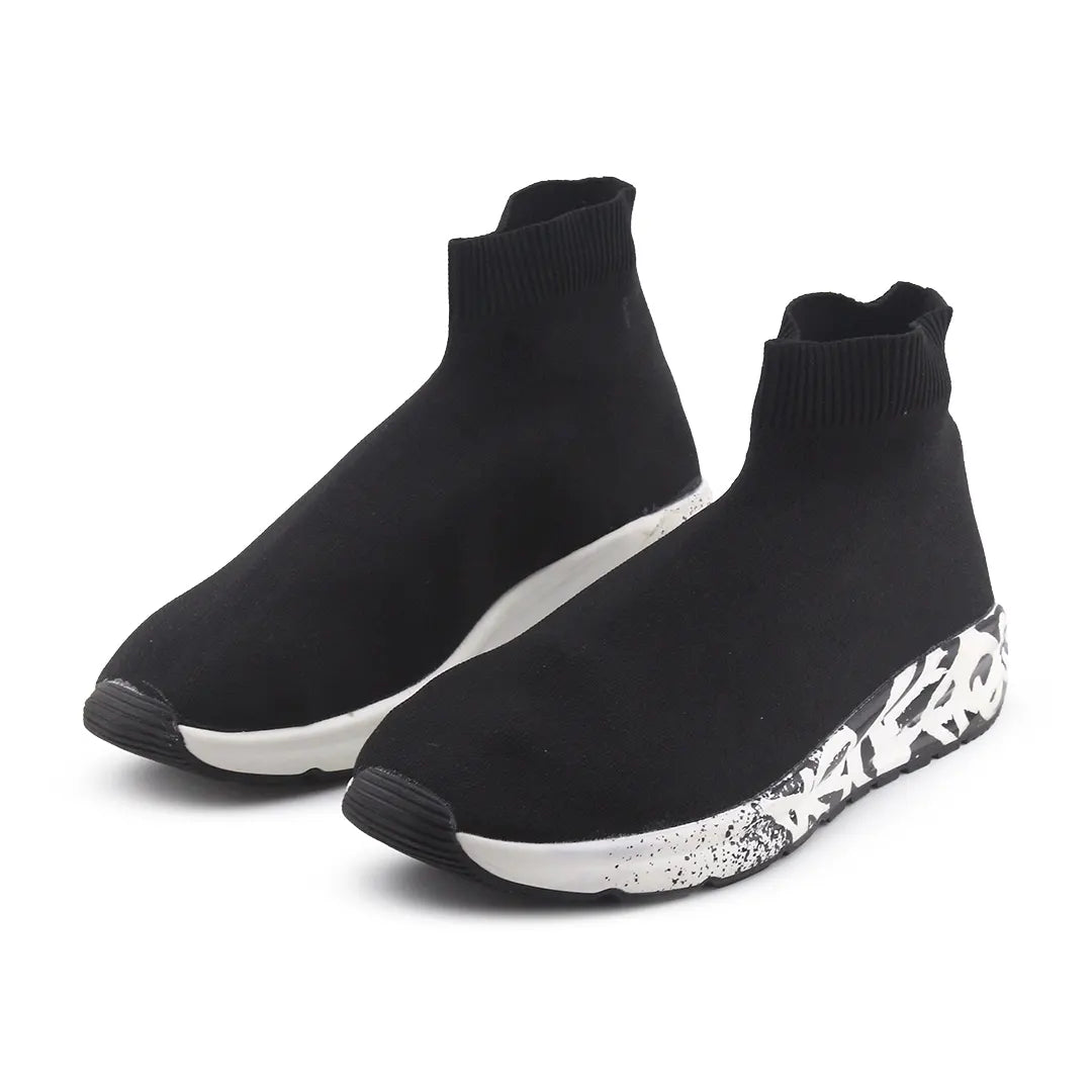Zara Fabric Knit High Top Pull-On Socken Shoes