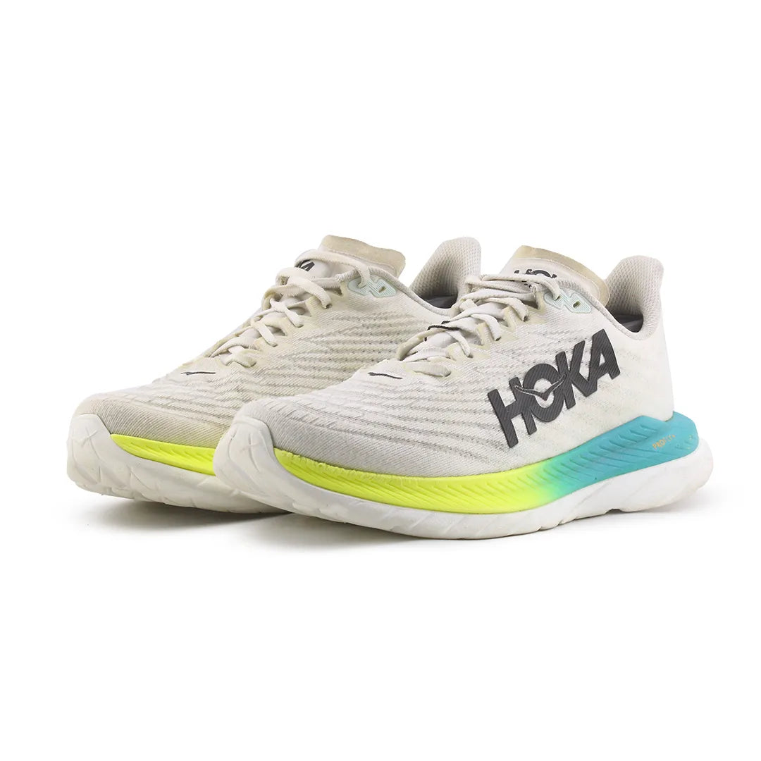 Hoka One One Mach 5
