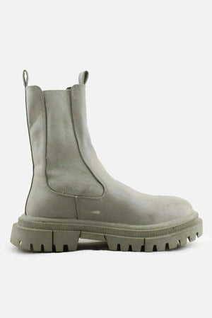 Bershka Stretchable Chelsea Ankle Boots | 100% Authentic Leather - sundaybazar