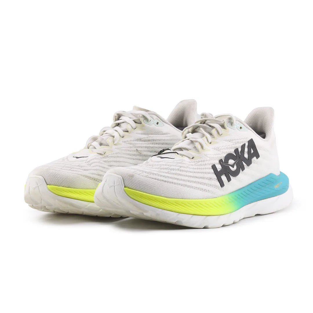 Hoka One One Mach 5