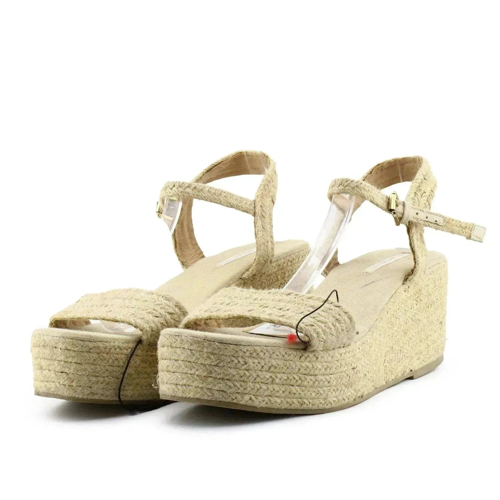 Lefties - sundaybazar