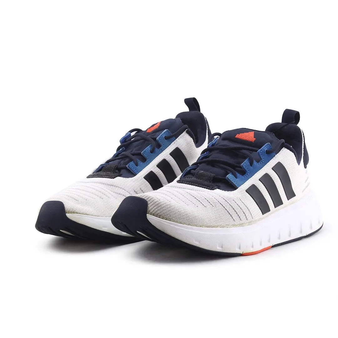 Adidas Swift Run 23