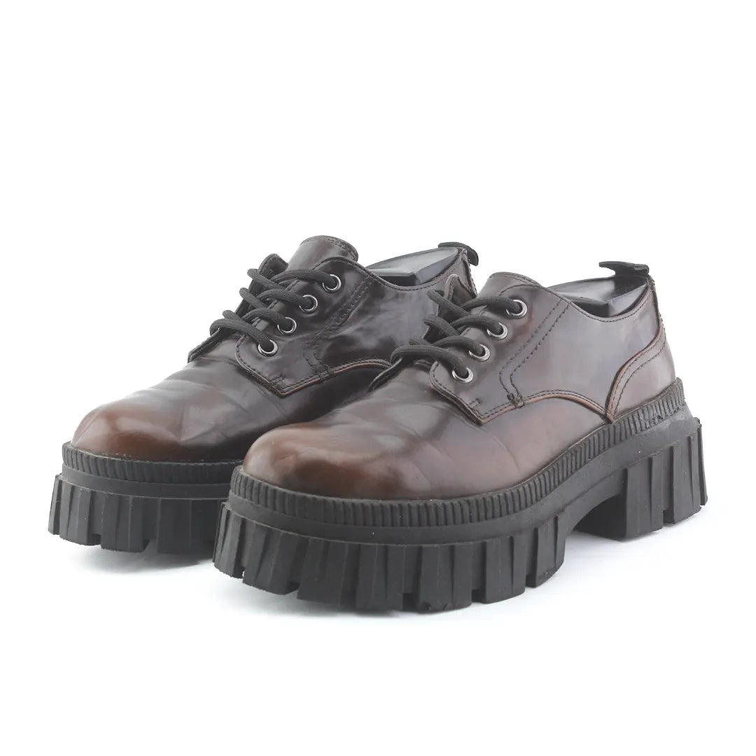 Stradivarius Lace Up Chunky Shoe