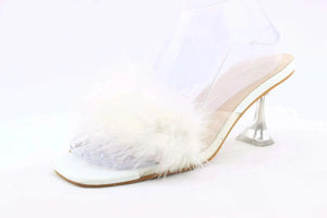 She & In - sundaybazar